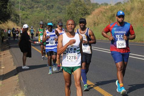 SA runners prepare to conquer the 2024 TRACN4 Elands Marathon.